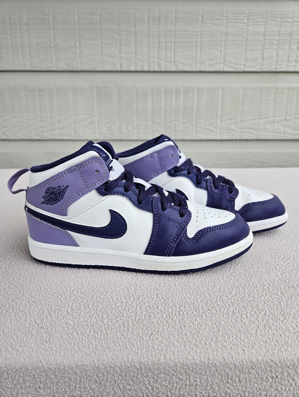 Nike Air Jordan 1 Mid Sky J Purple White Youth Sneakers SZ 2Y DQ8424-515